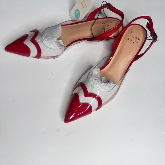 NWT A New Day Red and White Kitten Heels Size 8.5 - Picture 9 of 12